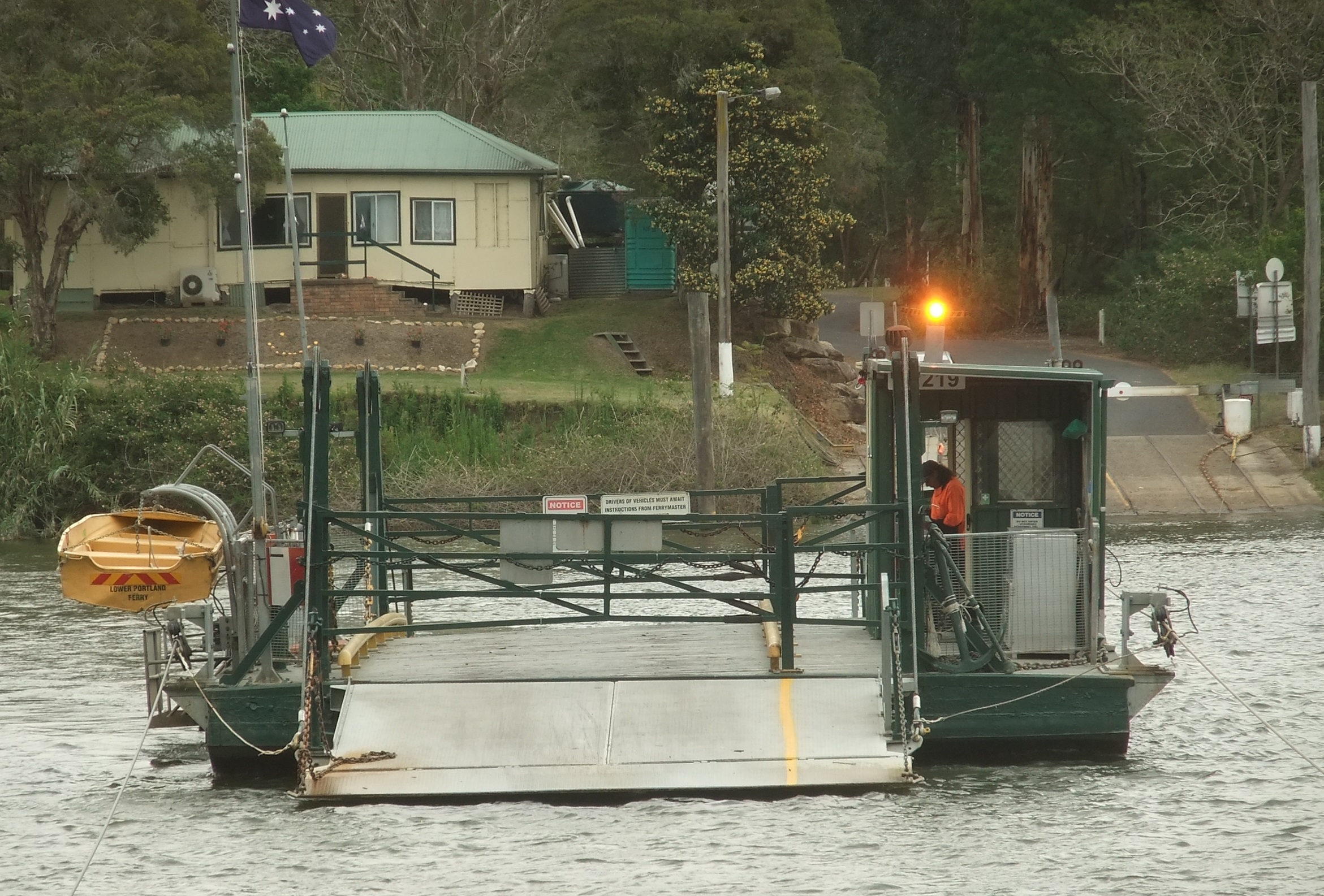 Lower Portland Vehicular Ferry, NSW