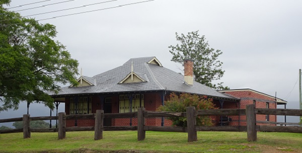 Building, Housing, House, Cottage, Outdoors, Shelter, Nature, Plant, Grass, Roof